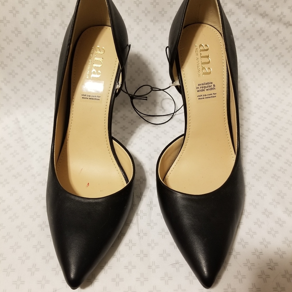 a.n.a. 4" Black heels